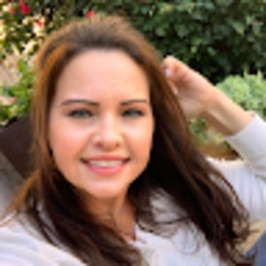 Meet your Posher, Caroline